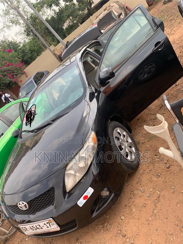 Toyota Corolla 2010 Black photo 4