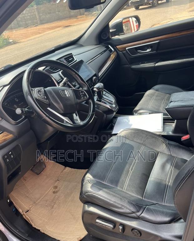 Honda CR-V 2018 Silver photo 5