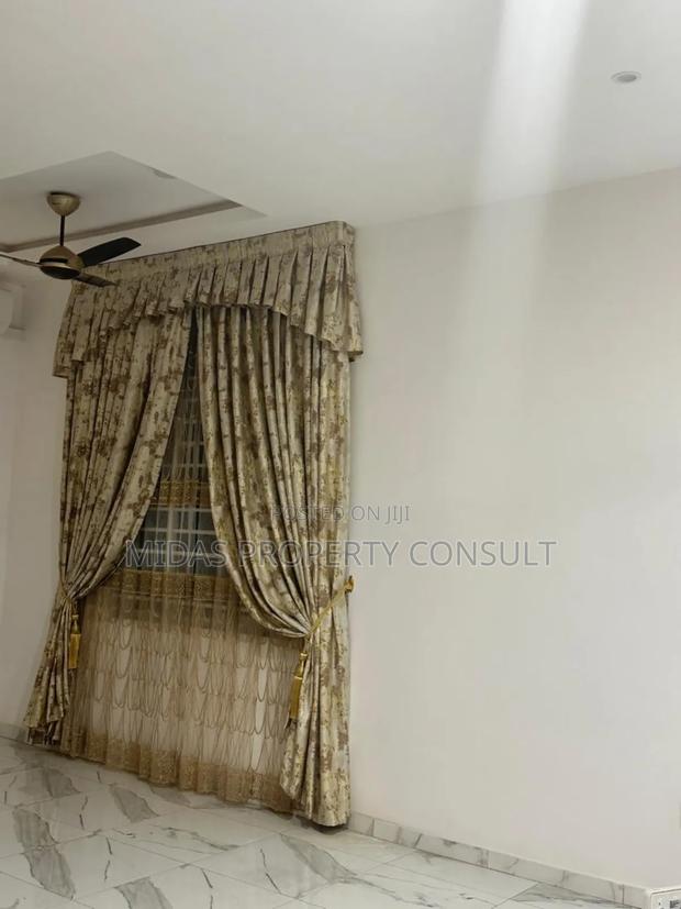 4bdrm House in Lakeside Estates for rent photo 6