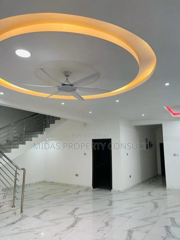 4bdrm House in Lakeside Estates for rent photo 8