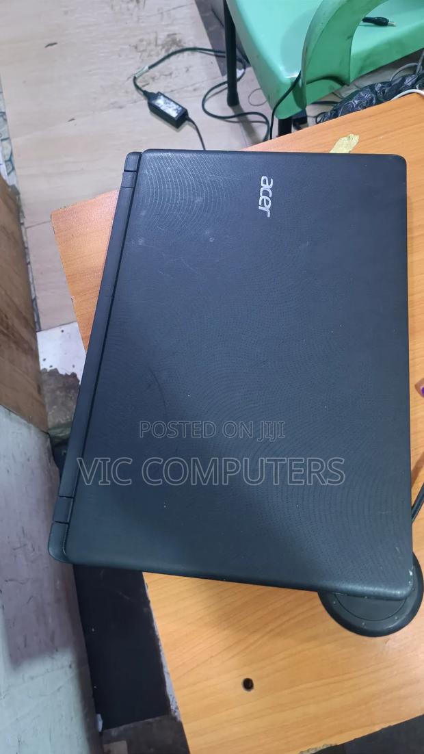Laptop Acer Aspire ES1-572 8GB Intel Core I3 HDD+SSD 500GB photo 6