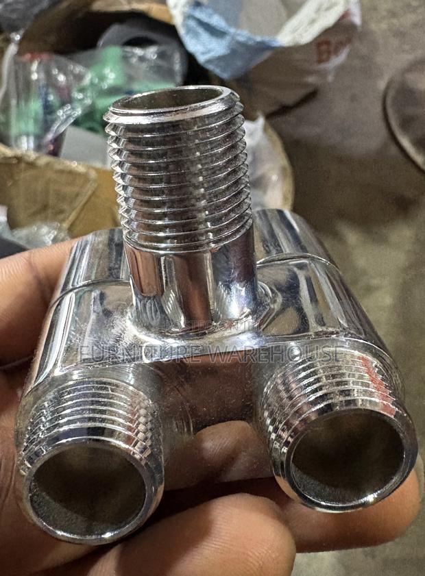Double Fanski Angle Valve photo 3