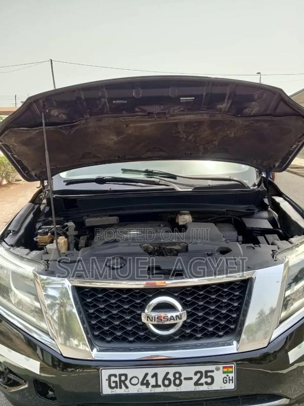 Nissan Pathfinder S 4dr SUV (3.5L 6cyl CVT) 2015 Black · Photo 3