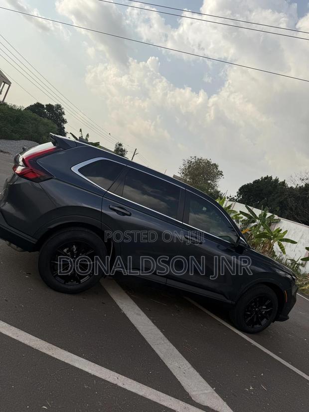 Honda CR-V EX 2WD 2025 Gray