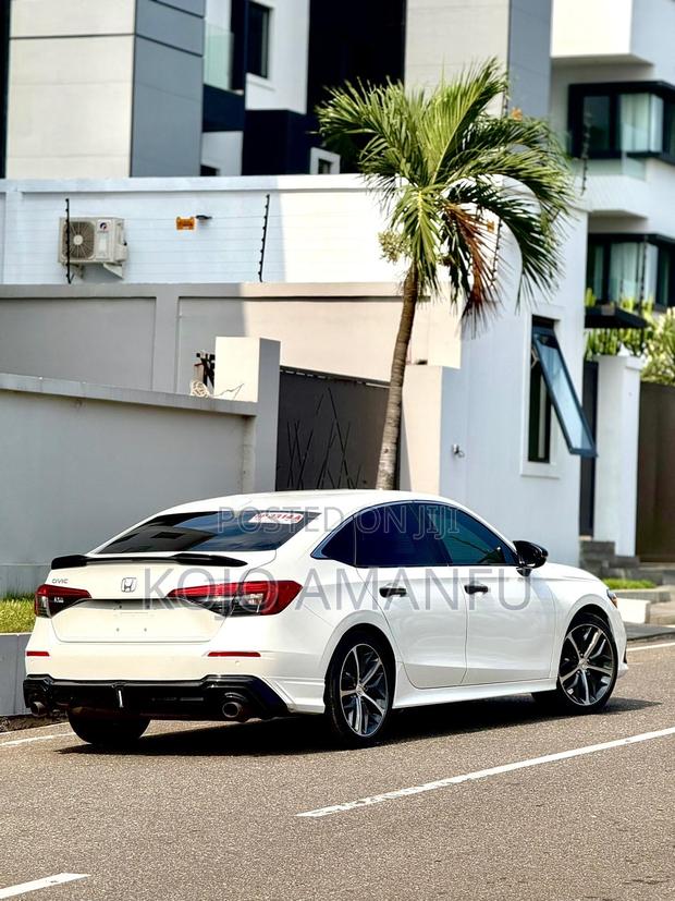 Honda Civic Sport Touring CVT 2024 White