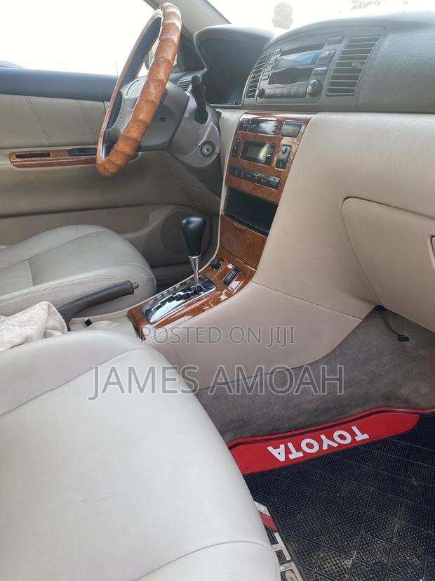 Toyota Corolla 2007 Gold