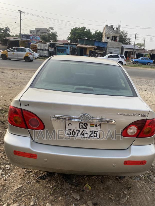 Toyota Corolla 2007 Gold