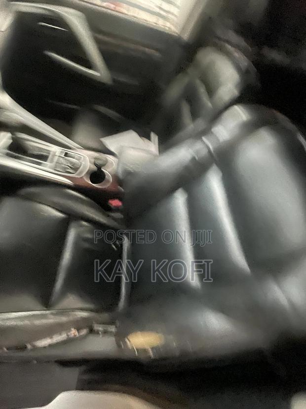 Mitsubishi Pajero Sport 2017 Silver