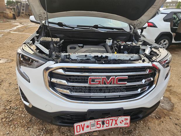 GMC Terrain SLE AWD 2019 White photo 2