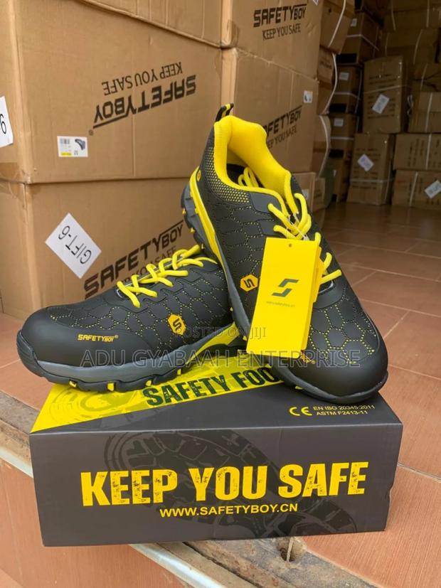 Safety Boots photo 2