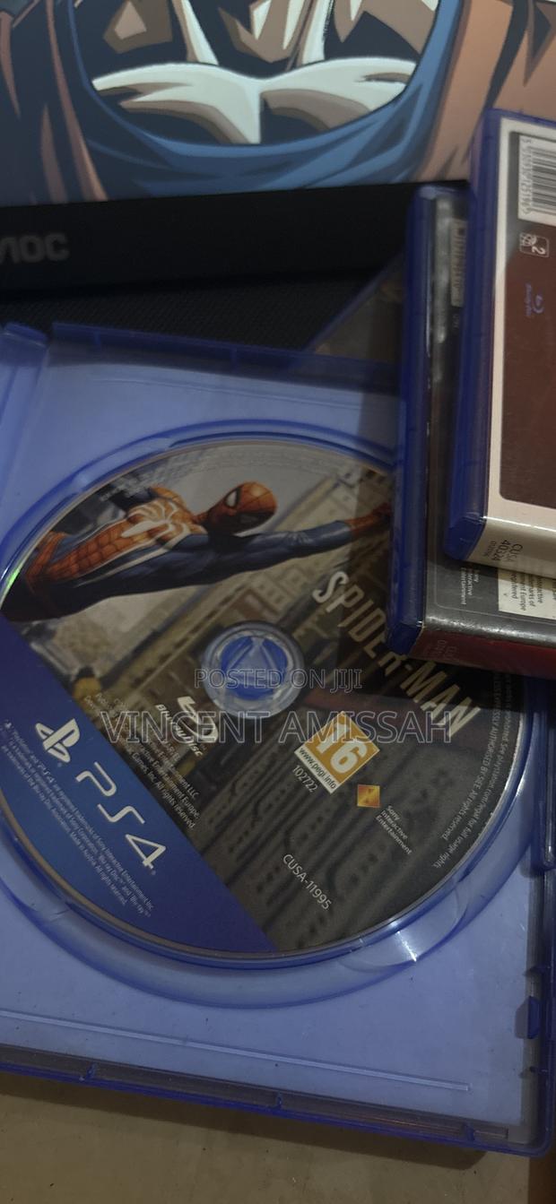 Playstation 4 Game CDS photo 2