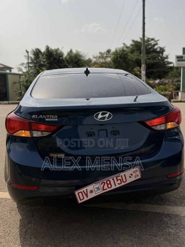 Hyundai Elantra 2016 Blue