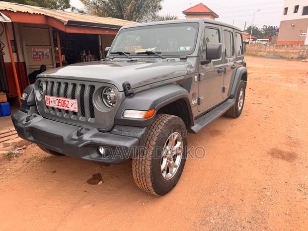 Jeep Wrangler 2021 Gray photo 6