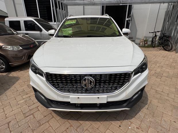MG ZS 2017 White photo 5