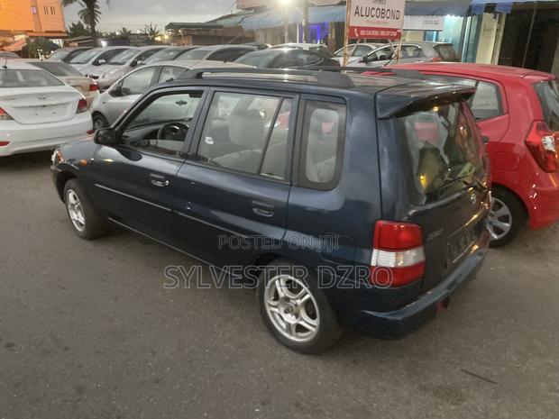 Mazda Demio 2009 Blue