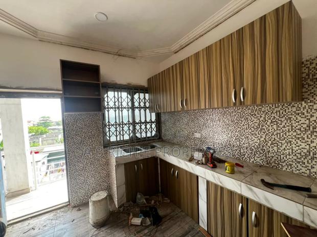 18bdrm Apartment in Ab Richie Properties, Abelemkpe for rent · Photo 3