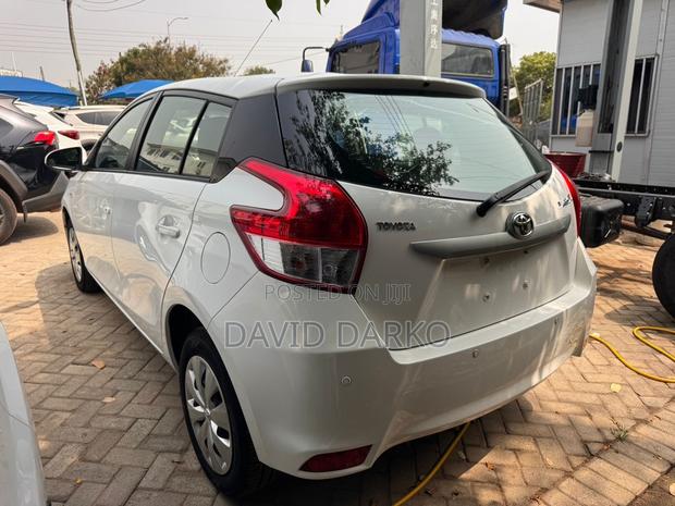 Toyota Yaris 2016 White