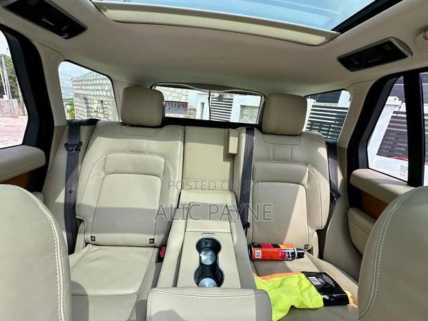 Land Rover Range Rover Vogue 2021 Blue