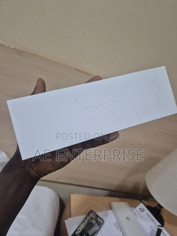 Apple Watch Series 11 46mm photo 2
