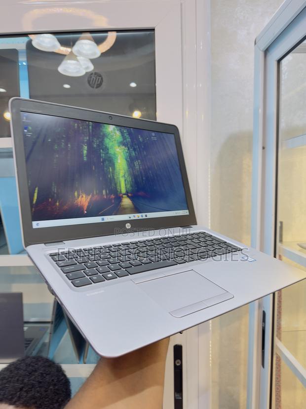 Laptop HP EliteBook 850 G3 8GB Intel Core i5 HDD 256GB photo 3