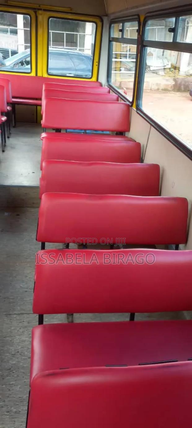 Mercedes-Benz T2 2009 Yellow