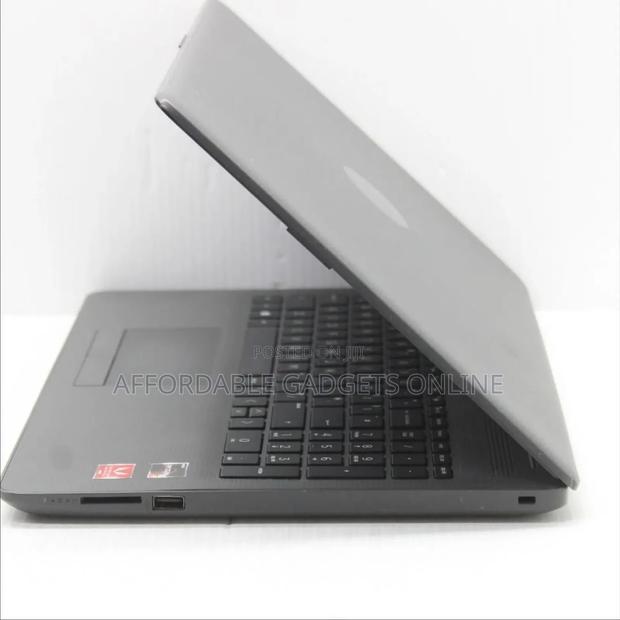Laptop HP 255 G8 4GB AMD Ryzen 3 SSD 128GB photo 2