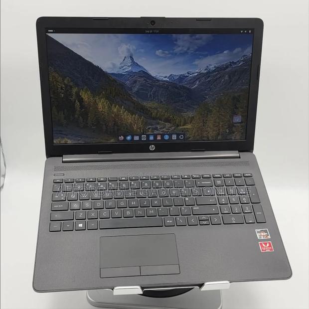 Laptop HP 255 G8 4GB AMD Ryzen 3 SSD 128GB