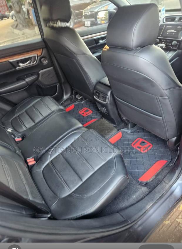 Honda CR-V 2022 Gray photo 6
