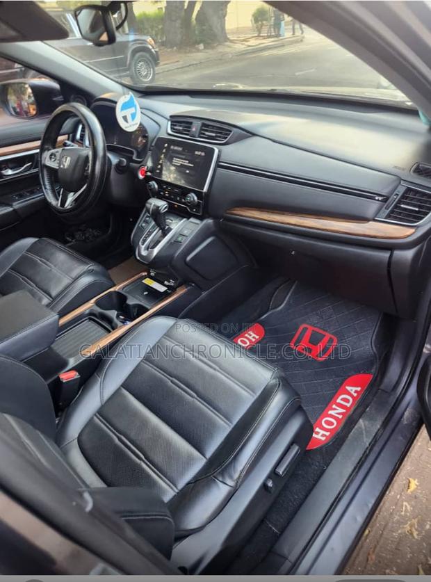 Honda CR-V 2022 Gray photo 7