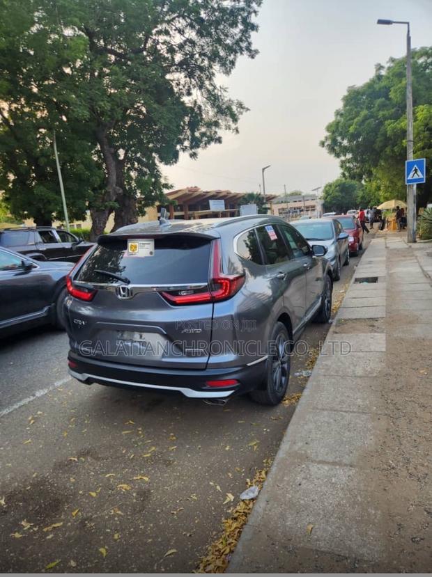 Honda CR-V 2022 Gray photo 8