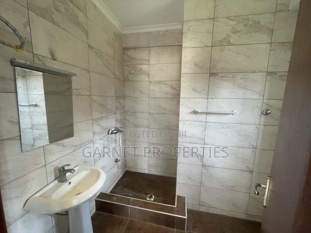 2bdrm Apartment in Garnet Properties, Nmai-Dzorn for rent photo 7