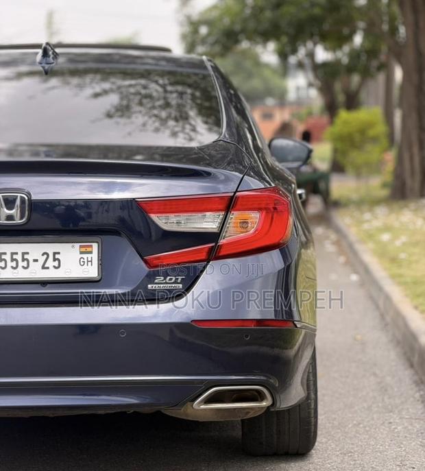 Honda Accord Touring 2.0T 2018 Blue photo 4
