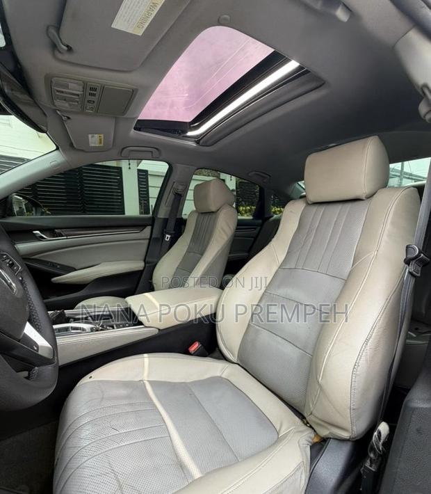 Honda Accord Touring 2.0T 2018 Blue photo 12