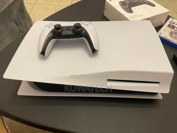 Ps5 Standard Disc Console With 1 Controller – Games Installed