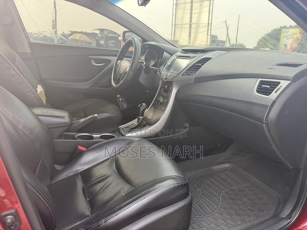 Hyundai Elantra Limited 4dr Sedan (1.8L 4cyl 6A) 2015 Red