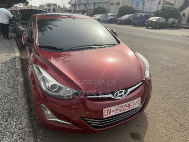 Hyundai Elantra Limited 4dr Sedan (1.8L 4cyl 6A) 2015 Red