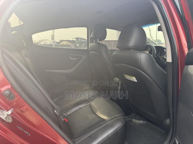 Hyundai Elantra Limited 4dr Sedan (1.8L 4cyl 6A) 2015 Red