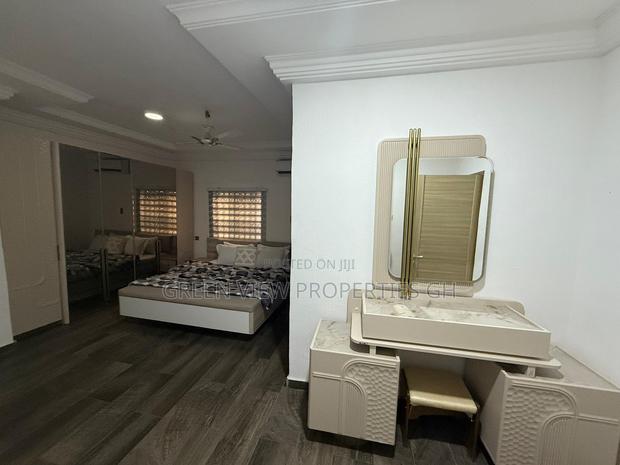 Furnished 5bdrm Maisonette in East Legon for sale photo 14