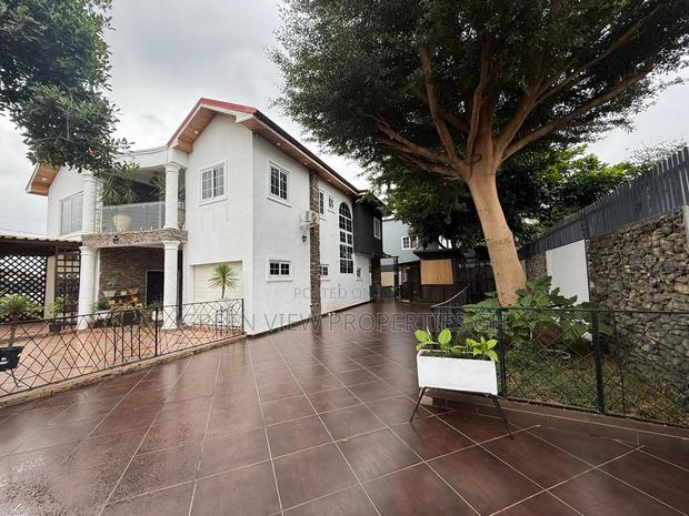 Furnished 5bdrm Maisonette in East Legon for sale