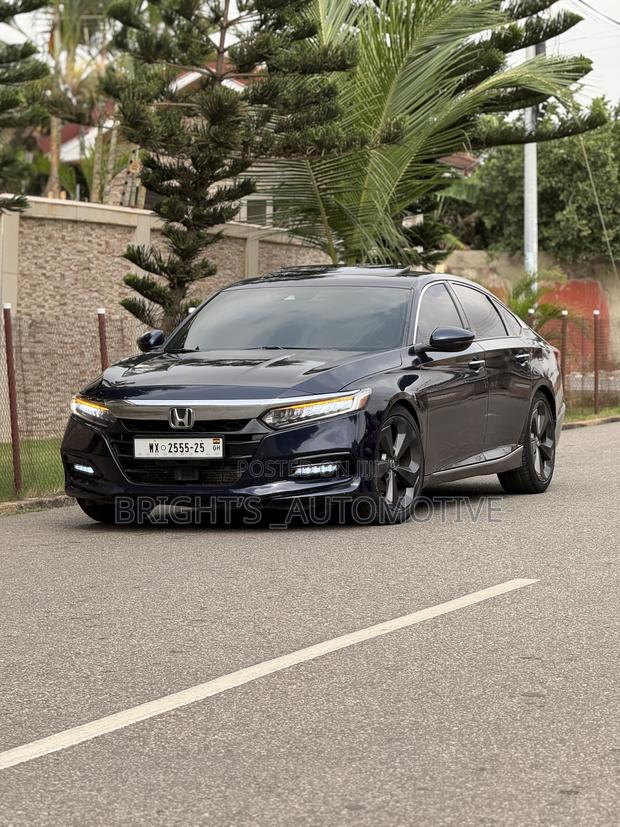 Honda Accord Touring 2.0T 2018 Blue