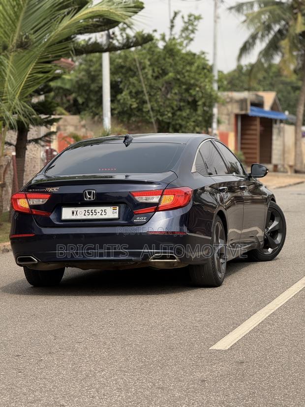 Honda Accord Touring 2.0T 2018 Blue