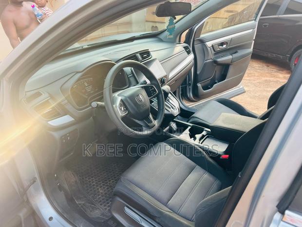 Honda CR-V LX 1.5 2018 Silver
