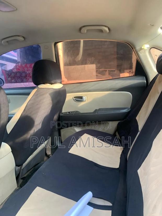 Hyundai Elantra SE 2010 Black photo 3