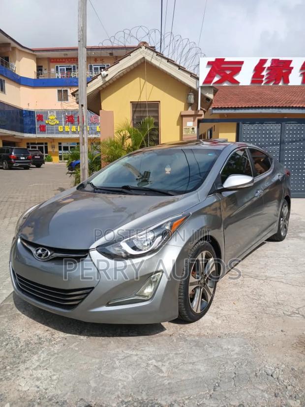 Hyundai Elantra Limited 4dr Sedan (1.8L 4cyl 6A) 2014 Silver photo 3