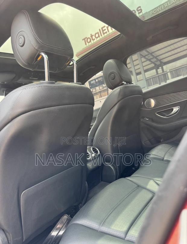 Mercedes-Benz C300 2016 Red photo 7