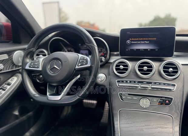 Mercedes-Benz C300 2016 Red photo 4