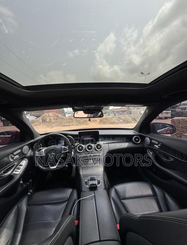 Mercedes-Benz C300 2016 Red photo 5