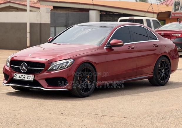 Mercedes-Benz C300 2016 Red