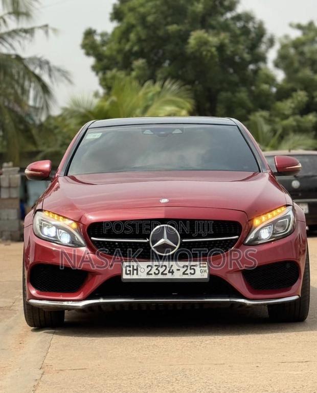 Mercedes-Benz C300 2016 Red photo 2