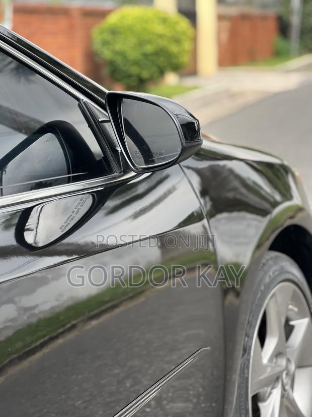 Toyota Camry 2014 Black photo 2